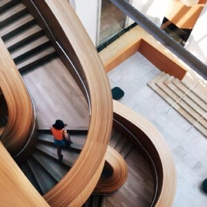 Escalera de Madera Maciza